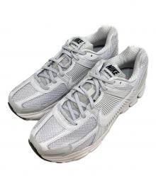 NIKE（ナイキ）の古着「ズーム ボメロ 5」｜グレー