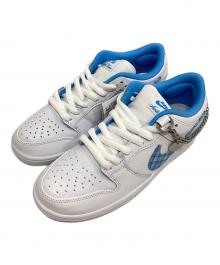 NIKE×Nicole Hause（ナイキ×ニコール ハウゼ）の古着「SB Dunk Low Pro "Victory of The People/University Blue"/SBダンクロープロ ビクトリー オブ ザ ピーポー ユニバーシティ ブルー」｜ホワイト