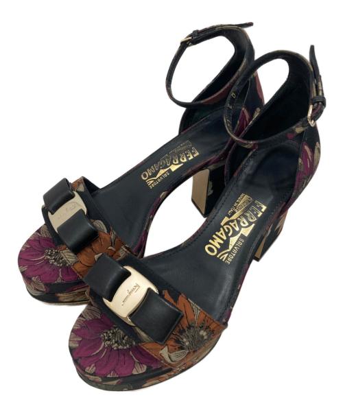 Salvatore Ferragamo（サルヴァトーレ フェラガモ）Salvatore Ferragamo (サルヴァトーレ フェラガモ) ヒールパンプス ブラック サイズ:SIZE 6Dの古着・服飾アイテム