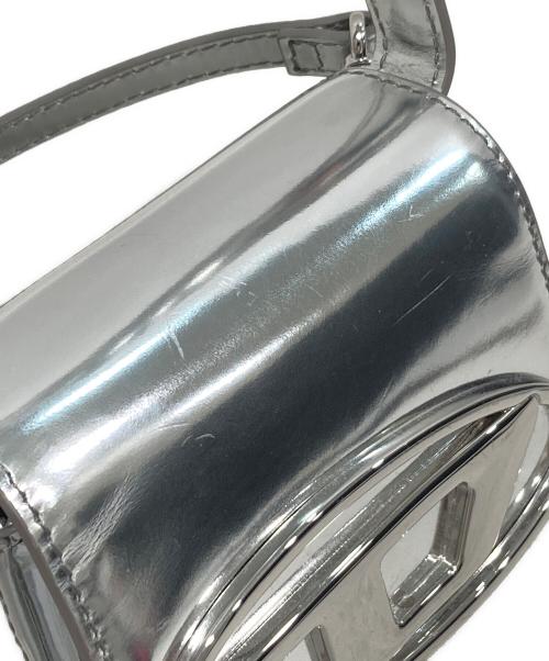 DIESEL（ディーゼル）DIESEL (ディーゼル) ショルダーバッグ シルバーの古着・服飾アイテム