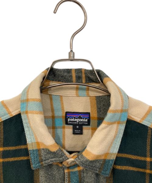 Patagonia（パタゴニア）Patagonia (パタゴニア) フィヨルヂフランネルシャツ グリーン×ベージュ サイズ:SIZE Mの古着・服飾アイテム