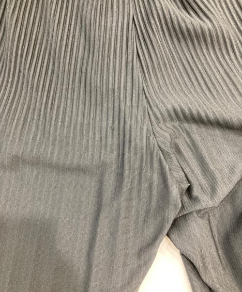 HOMME PLISSE ISSEY MIYAKE（オム プリッセ イッセイ ミヤケ）HOMME PLISSE ISSEY MIYAKE (オム プリッセ イッセイ ミヤケ) プリーツパンツ ブラック サイズ:2の古着・服飾アイテム