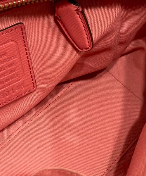 COACH（コーチ）COACH (コーチ) ミニライリーキャリオールショルダーバッグ ピンクの古着・服飾アイテム