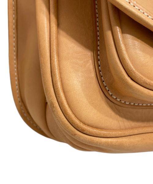 BREE（ブリー）BREE (ブリー) レザーショルダーバッグ ベージュの古着・服飾アイテム
