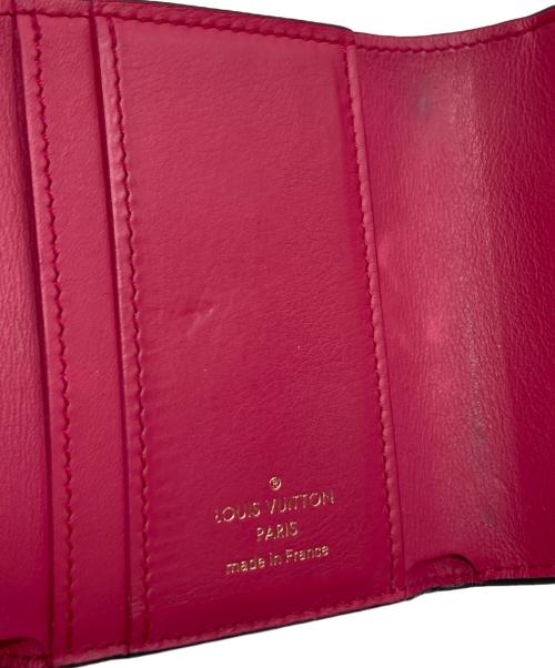LOUIS VUITTON（ルイ ヴィトン）LOUIS VUITTON (ルイ ヴィトン) 3つ折り財布 ポルトフォイユ・カプシーヌ ブラックの古着・服飾アイテム