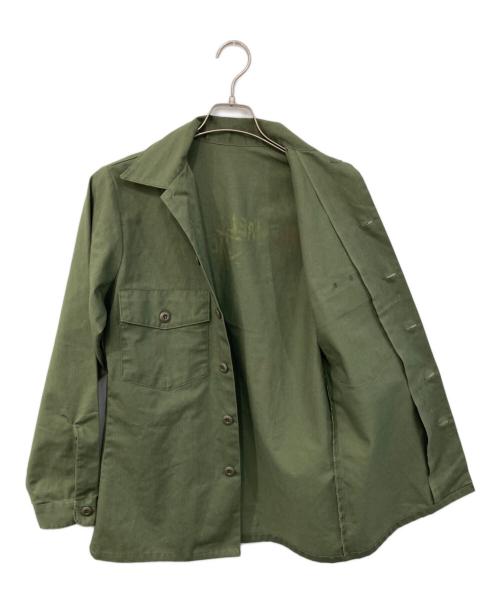 US ARMY（ユーエスアーミー）US ARMY (ユーエスアーミー) 80’s バックプリントユーティリティシャツ カーキ サイズ:なしの古着・服飾アイテム