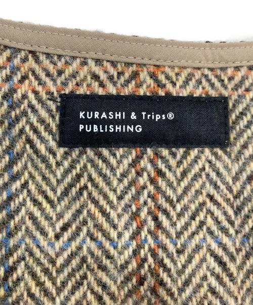 kurashi&trips publishing（クラシアンドトリップス パブリッシング）kurashi&trips publishing (クラシアンドトリップス パブリッシング) ツイードウールベスト ベージュ サイズ:不明の古着・服飾アイテム
