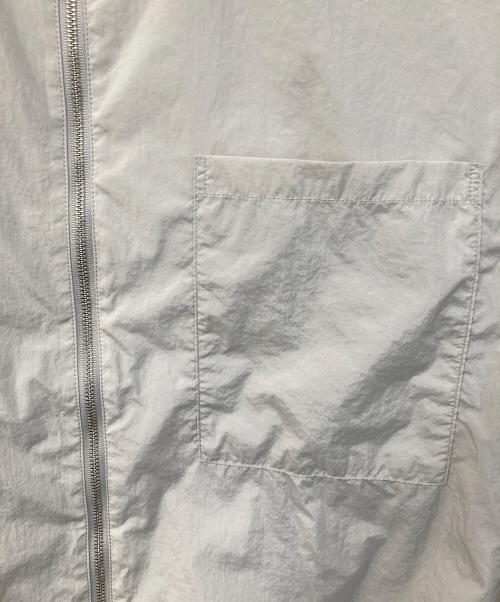 JOURNAL STANDARD relume（ジャーナルスタンダード レリューム）JOURNAL STANDARD relume (ジャーナルスタンダード レリューム) ストーンナイロンシャツブルゾン グレー サイズ:F 未使用品の古着・服飾アイテム