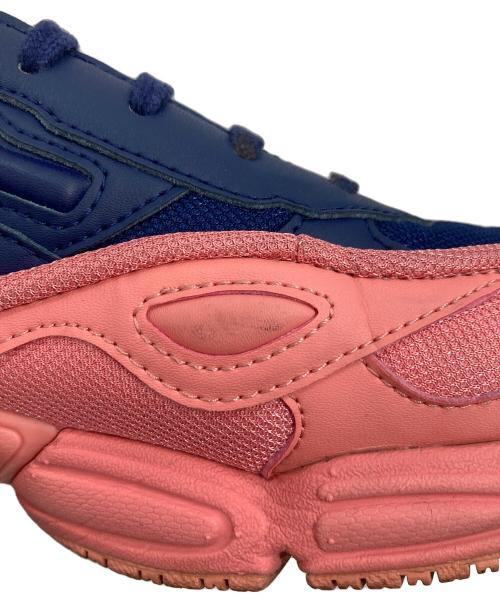 RAF SIMONS（ラフシモンズ）RAF SIMONS (ラフシモンズ) adidas (アディダス) Ozweego Tactile Rose ネイビー×ピンク サイズ:27㎝の古着・服飾アイテム