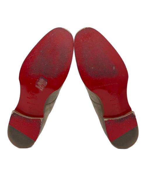 Christian Louboutin（クリスチャン・ルブタン）Christian Louboutin (クリスチャン・ルブタン) スウェードシューズ ベージュ サイズ:42の古着・服飾アイテム