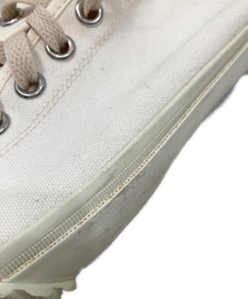 Maison Margiela（メゾンマルジェラ）Maison Margiela (メゾンマルジェラ) Destroy processing TABI SNEAKERS ホワイト サイズ:42の古着・服飾アイテム