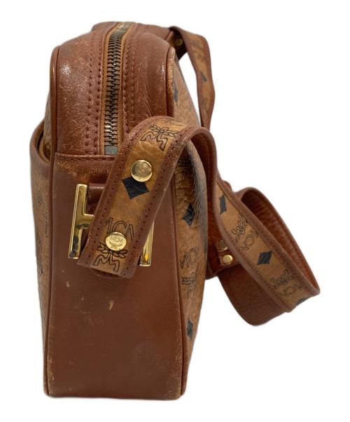 MCM（エムシーエム）MCM (エムシーエム) ヴィセトス ショルダーバッグ ブラウンの古着・服飾アイテム