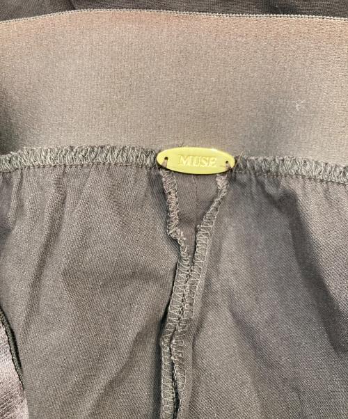 MUSE de Deuxieme Classe（ミューズ ドゥーズィエム クラス）MUSE de Deuxieme Classe (ミューズ ドゥーズィエム クラス) stretch twill タックパンツ ブラウン サイズ:38の古着・服飾アイテム
