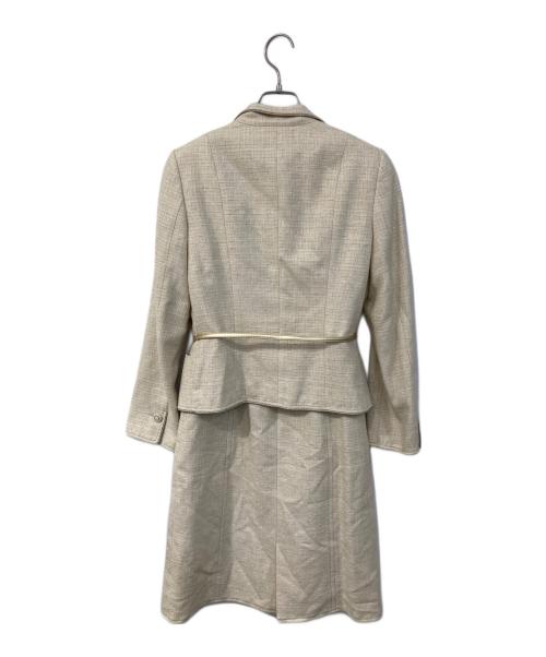 23区（ニジュウサンク）23区 (ニジュウサンク) トリアセダブルジョーゼット ノーカラー ジャケット ベージュ サイズ:SIZE 38の古着・服飾アイテム