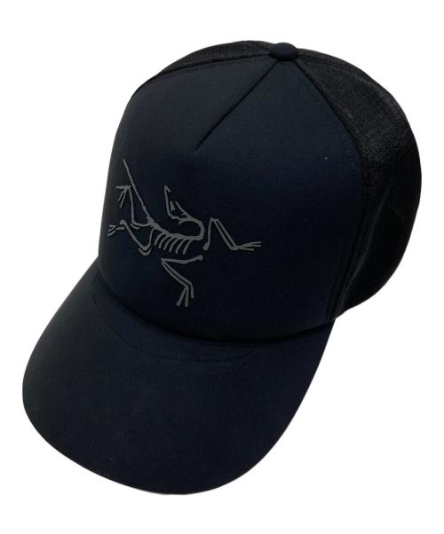 ARC'TERYX（アークテリクス）ARC'TERYX (アークテリクス) Bird Trucker Curved キャップ/バード トラッカー カーブド キャップ ブラック サイズ:フリーサイズの古着・服飾アイテム