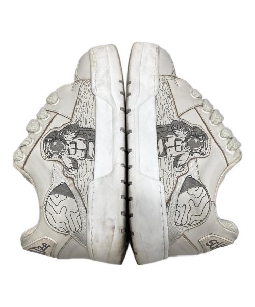 derschutze（デルシュッツ）derschutze (デルシュッツ) Astro Chunky Sneaker/アストロ チャンキー スニーカー ホワイト サイズ:SIZE US 6.5の古着・服飾アイテム