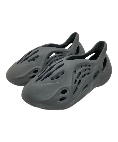adidas（アディダス）adidas (アディダス) YEEZY Foam Runner Carbon グレー サイズ:29.5の古着・服飾アイテム