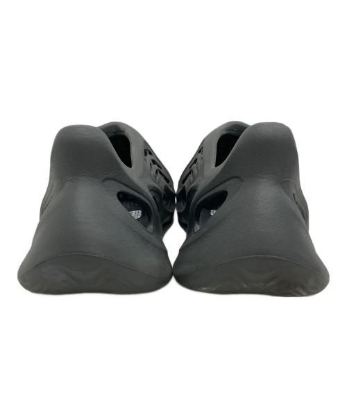 adidas（アディダス）adidas (アディダス) YEEZY Foam Runner Carbon グレー サイズ:29.5の古着・服飾アイテム