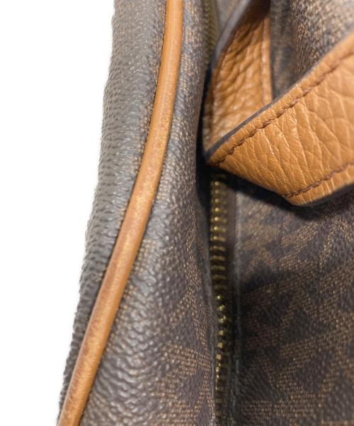 MICHAEL KORS（マイケル・コース）MICHAEL KORS (マイケル・コース) モノグラムリュック ブラウンの古着・服飾アイテム