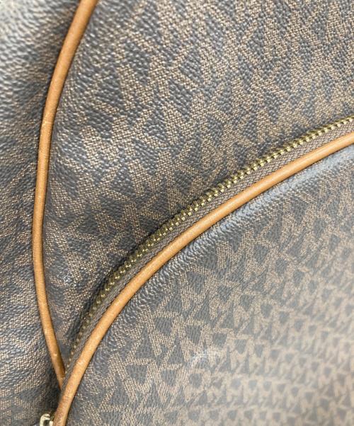 MICHAEL KORS（マイケル・コース）MICHAEL KORS (マイケル・コース) モノグラムリュック ブラウンの古着・服飾アイテム
