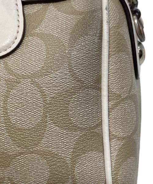 COACH（コーチ）COACH (コーチ) シグネチャー2WAYショルダーバッグ ベージュの古着・服飾アイテム