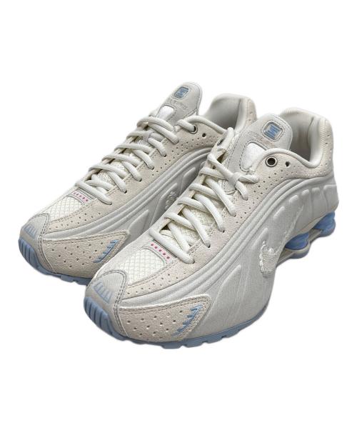 NIKE（ナイキ）NIKE (ナイキ) Shox R4 SE ホワイト サイズ:24.5㎝の古着・服飾アイテム
