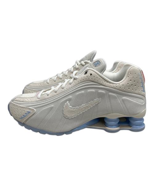 NIKE（ナイキ）NIKE (ナイキ) Shox R4 SE ホワイト サイズ:24.5㎝の古着・服飾アイテム