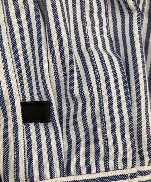 DAIWA PIER39（ダイワ ピア39）DAIWA PIER39 (ダイワ ピア39) TECH BUTTON DOWN SHIRT L/S STRIPE ブルー×ホワイト サイズ:SIZE Mの古着・服飾アイテム