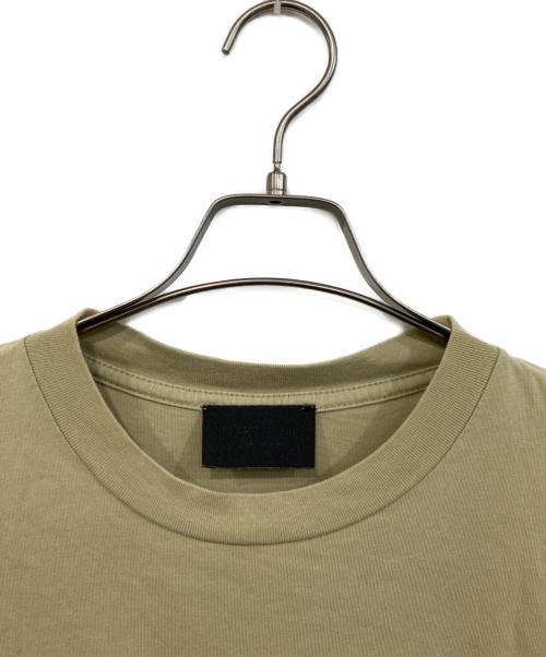 Fear Of God（フィア・オブ・ゴッド）FEAR OF GOD (フィア・オブ・ゴッド) FG LOGO TEE/エフジー ロゴティー カーキ サイズ:SIZE Mの古着・服飾アイテム