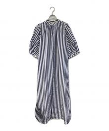 HYKE（ハイク）の古着「T C STRIPED BALLOON SLEEVE DRESS/T C ストライプバルーンスリーブドレス」｜ブルー×ホワイト