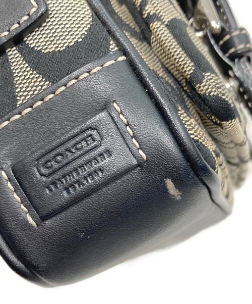 COACH（コーチ）COACH (コーチ) ショルダーバッグ ホワイト×ブラックの古着・服飾アイテム