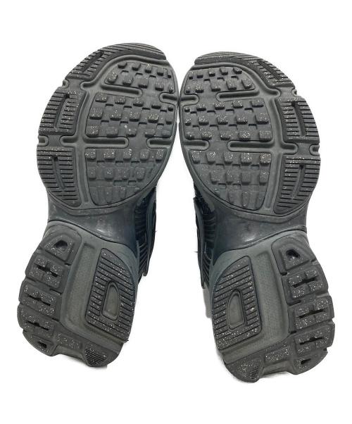 NIKE（ナイキ）NIKE (ナイキ) W V2K RUN BLACK/DK SMOKE GREY-ANTHRACITE ブラック サイズ:23の古着・服飾アイテム