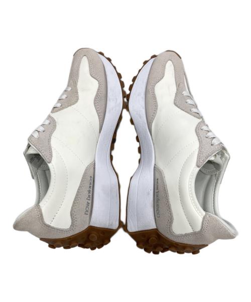 NEW BALANCE（ニューバランス）NEW BALANCE (ニューバランス) 327ローカットスニーカー ホワイト サイズ:SIZE 25の古着・服飾アイテム