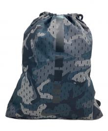 NIKE（ナイキ）の古着「カモ柄ナップサック」｜グリーン