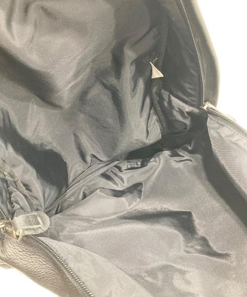 EASTPAK（イーストパック）EASTPAK (イーストパック) レザーリュック ブラックの古着・服飾アイテム