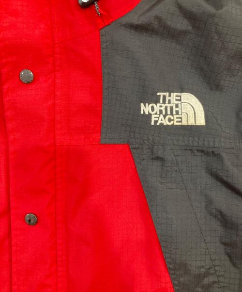 THE NORTH FACE（ザ ノース フェイス）THE NORTH FACE (ザ ノース フェイス) マウンテンパーカー レッド×ブラック サイズ:SIZE Mの古着・服飾アイテム