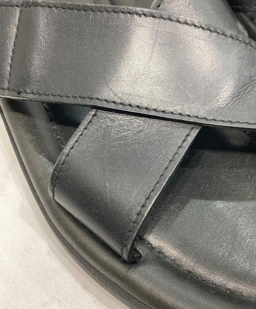 PRADA（プラダ）PRADA (プラダ) クロスレザーサンダル ブラック サイズ:不明の古着・服飾アイテム