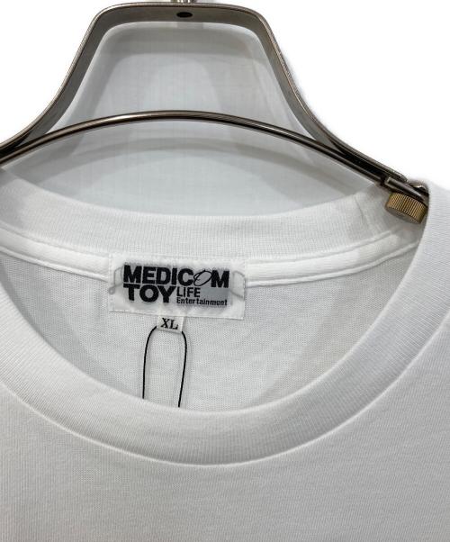 MEDICOM TOY LIFE ENTERTAINMENT（メディコムトイ・ライフエンターテイメント）MEDICOM TOY LIFE ENTERTAINMENT (メディコムトイ・ライフエンターテイメント) PHOTO MESSAGE TEE 02　フォト　メッセージ　ティー　ゼロツー ホワイト サイズ:XLの古着・服飾アイテム