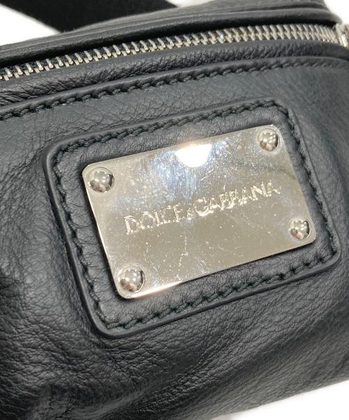DOLCE & GABBANA（ドルチェ＆ガッバーナ）DOLCE & GABBANA (ドルチェ＆ガッバーナ) レザーボディバッグ ブラックの古着・服飾アイテム