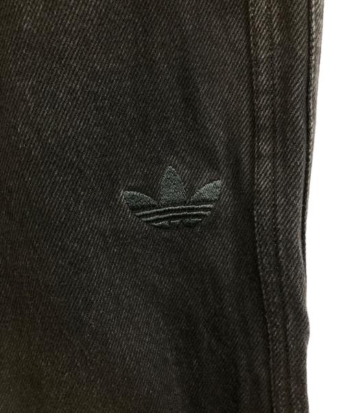 adidas（アディダス）adidas (アディダス) プレミアムデニム ファイヤーバード トラックパンツ ブラック サイズ:SIZE Sの古着・服飾アイテム