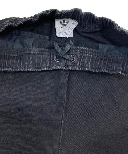 adidas（アディダス）adidas (アディダス) プレミアムデニム ファイヤーバード トラックパンツ ブラック サイズ:SIZE Sの古着・服飾アイテム
