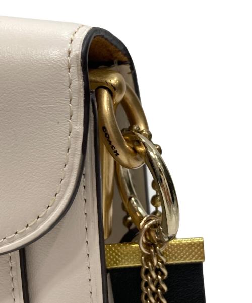 COACH（コーチ）COACH (コーチ) Koki (コウキ) タビー ショルダーバッグ アイボリーの古着・服飾アイテム