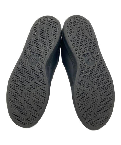 adidas（アディダス）adidas (アディダス) ローカットスニーカー ブラック サイズ:SIZE9 1/2の古着・服飾アイテム