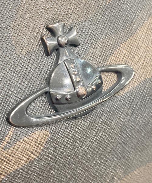 Vivienne Westwood（ヴィヴィアンウエストウッド）Vivienne Westwood (ヴィヴィアンウエストウッド) クラッチバッグ ブラウンの古着・服飾アイテム