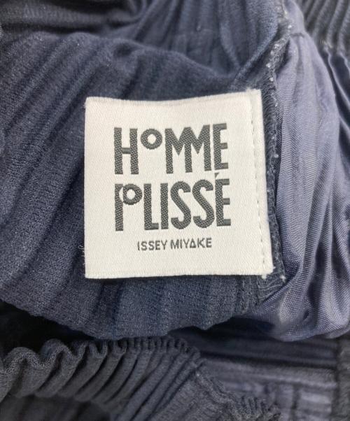 HOMME PLISSE ISSEY MIYAKE（オム プリッセ イッセイ ミヤケ）HOMME PLISSE ISSEY MIYAKE (オム プリッセ イッセイ ミヤケ) プリーツストレートパンツ ネイビー サイズ:1の古着・服飾アイテム