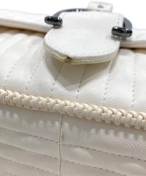 LONGCHAMP（ロンシャン）LONGCHAMP (ロンシャン) AMAZONE MATELASSE/アマゾン マトラッセ　レザー チェーン ショルダーバッグ ホワイトの古着・服飾アイテム