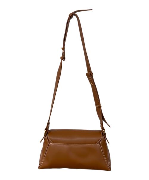 CHARLES & KEITH（チャールズアンドキース）CHARLES & KEITH (チャールズアンドキース) Nasrinショルダーバッグ ブラウンの古着・服飾アイテム