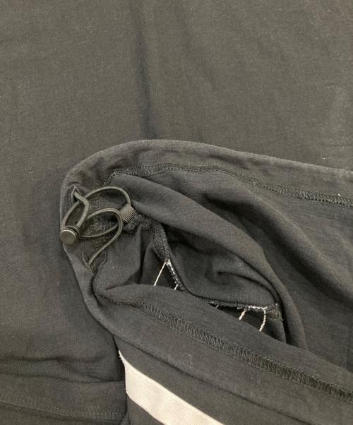 Y-3（ワイスリー）Y-3 (ワイスリー) オーバーサイズ 3ストライプ バックロゴ Tシャツ ブラック サイズ:SIZE Sの古着・服飾アイテム