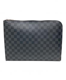 LOUIS VUITTON（ルイ ヴィトン）の古着「ダミエクラッチバッグ　」｜ブラック