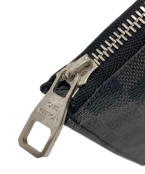 LOUIS VUITTON（ルイ ヴィトン）LOUIS VUITTON (ルイ ヴィトン) ダミエクラッチバッグ　 ブラックの古着・服飾アイテム